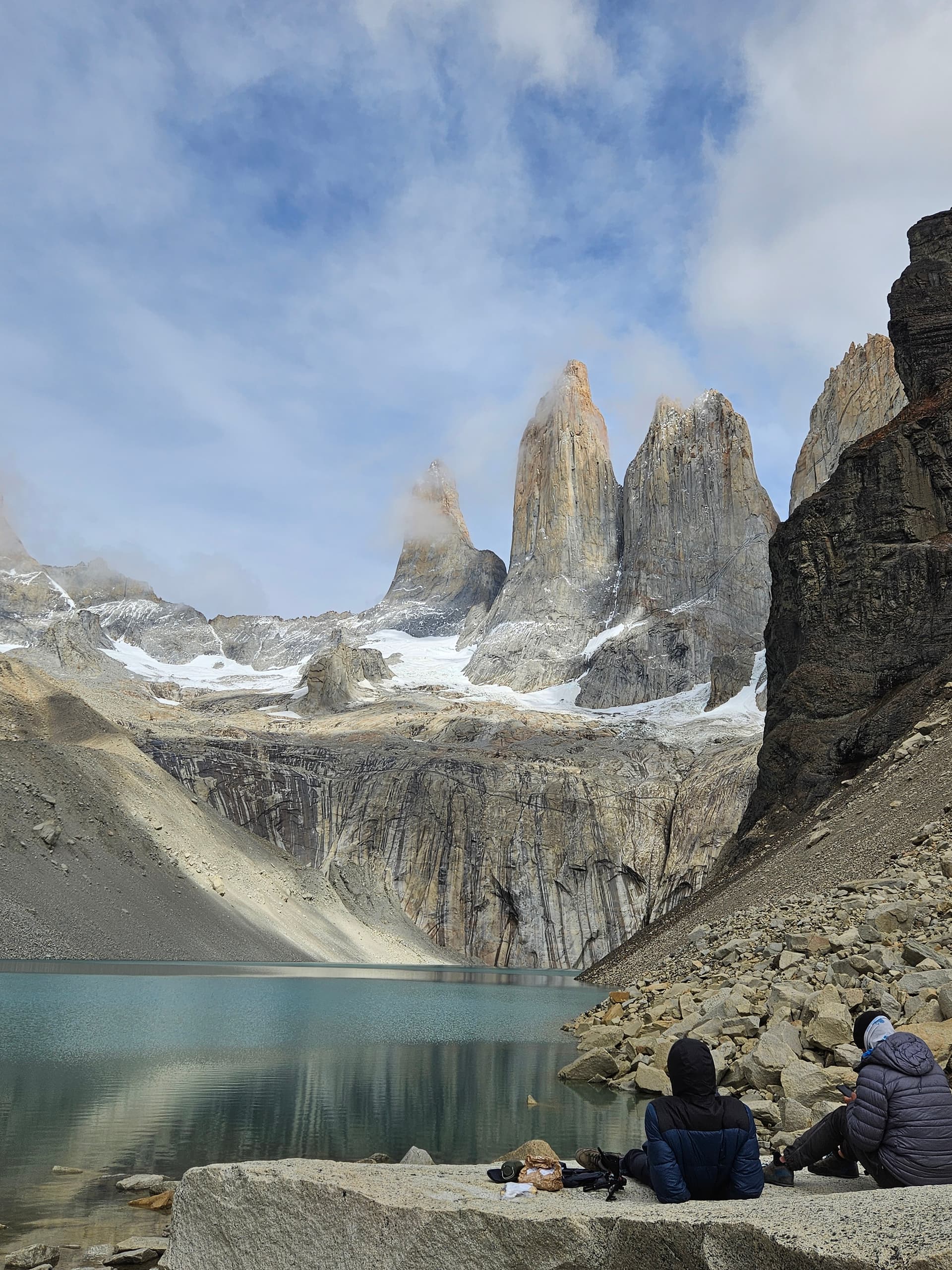 Base Torres Trek Hero
